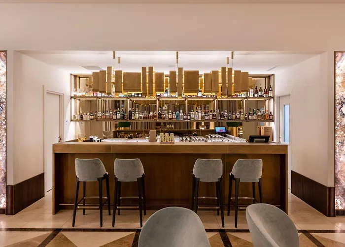 Grand Hotel Vilnius, Curio Collection By Hilton