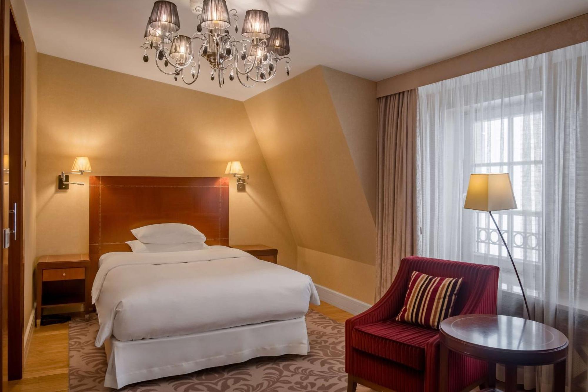 Grand Vilnius, Curio Collection By Hilton Hotel 5*