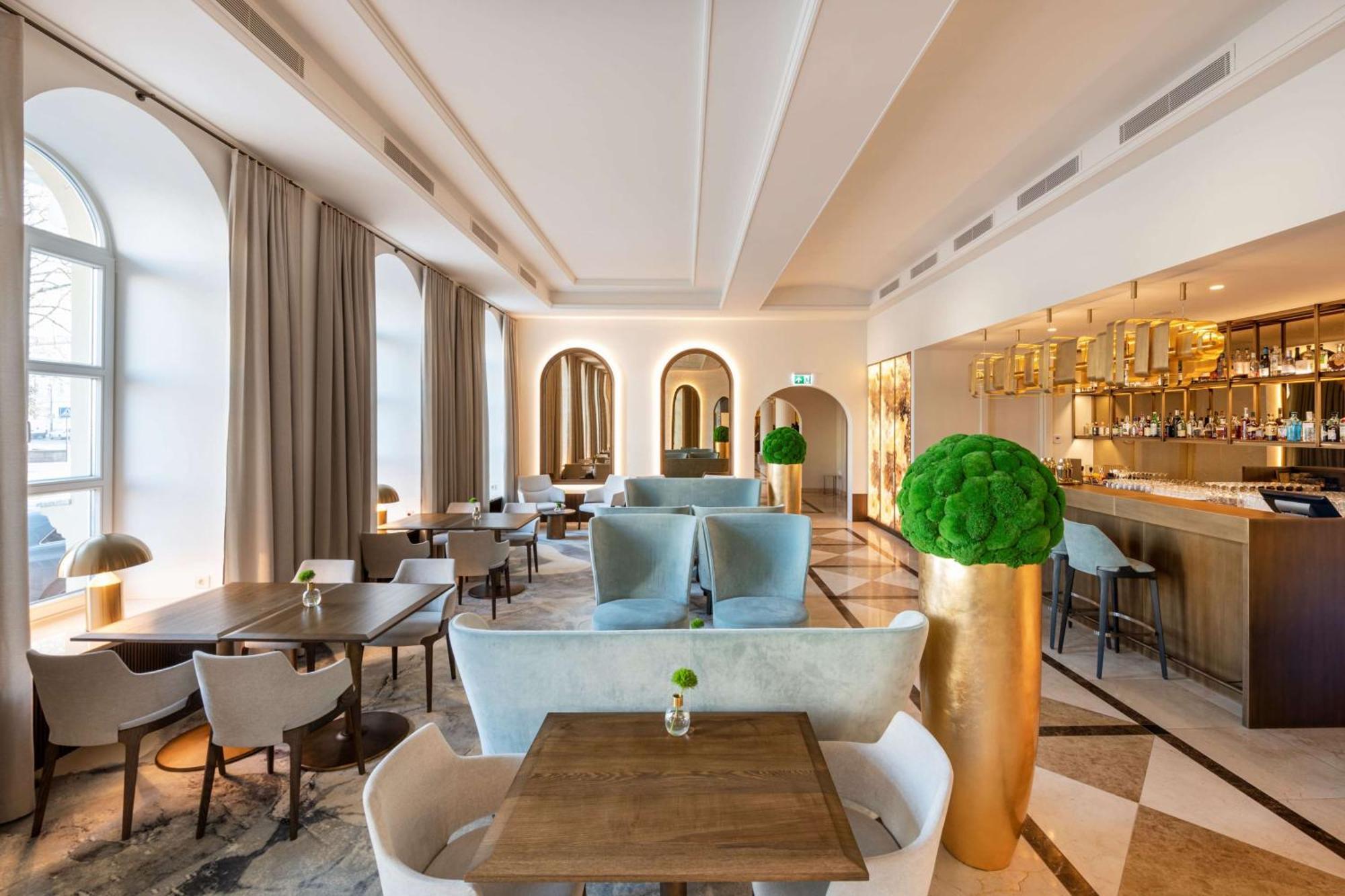 Grand Vilnius, Curio Collection By Hilton Hótel