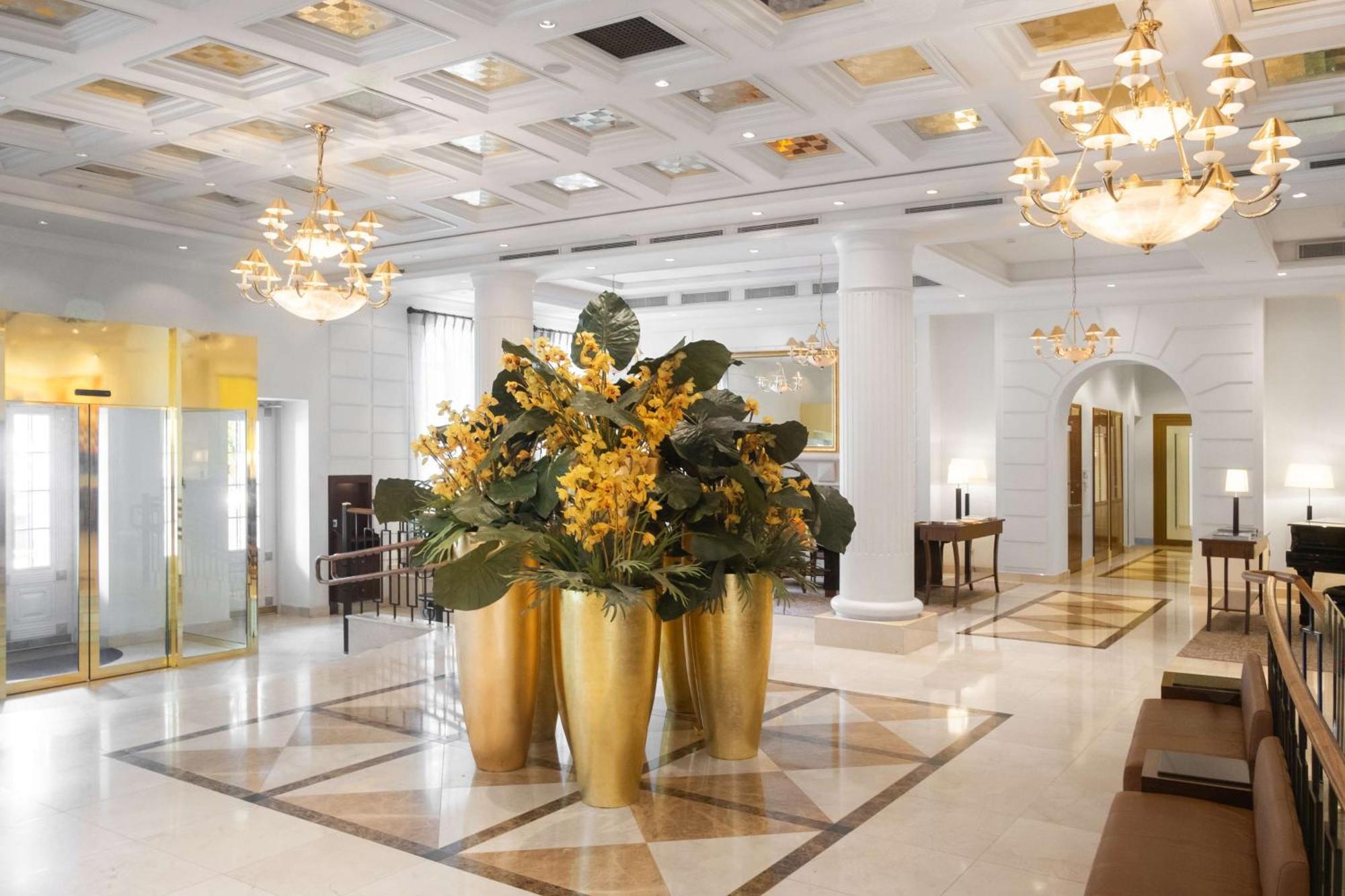 Hotel Grand Vilnius, Curio Collection By Hilton VNO