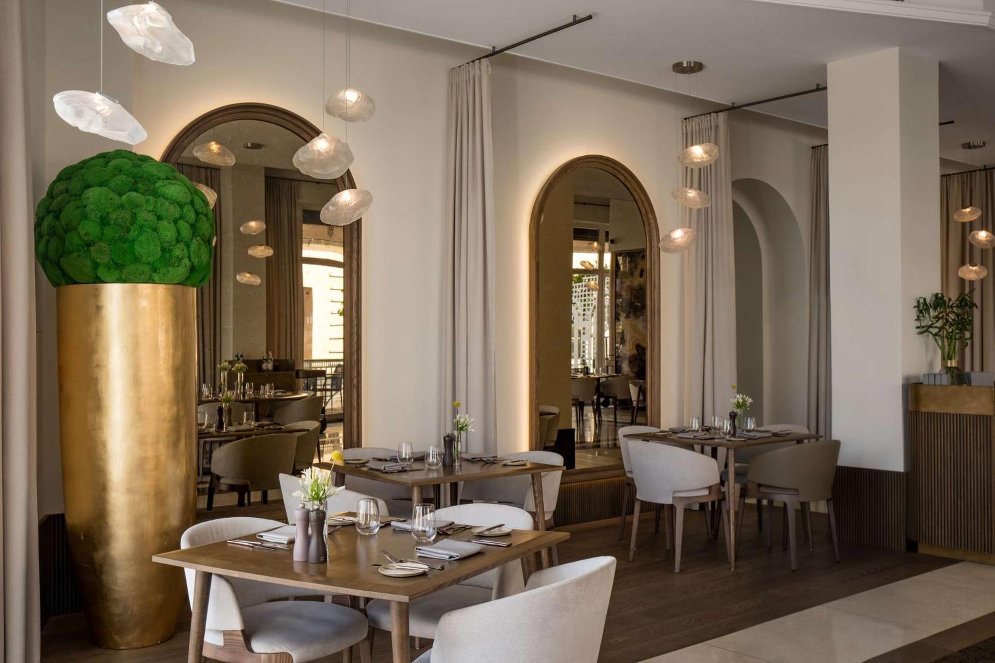 Grand Vilnius, Curio Collection By Hilton 5*
